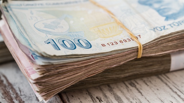 Öğretmene yaz tatilinde 2 bin lira ek destek