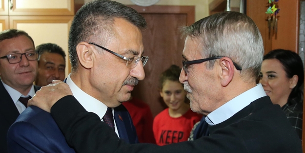 Öğretmeni Fuat Oktay'ın nasıl bir öğrenci olduğu anlattı