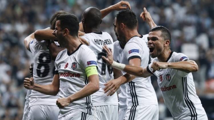 Oğuzhan Özyakup'dan derbi ve Devler Ligi sözleri