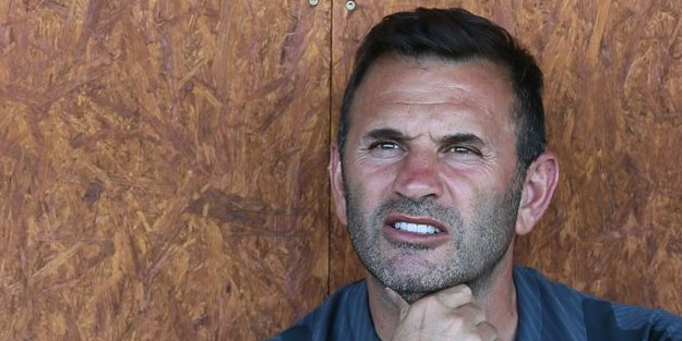 Okan Buruk 2 oyuncunun biletini kesti