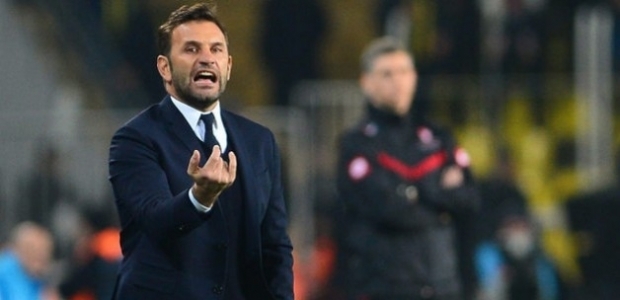 Okan Buruk isyan etti!