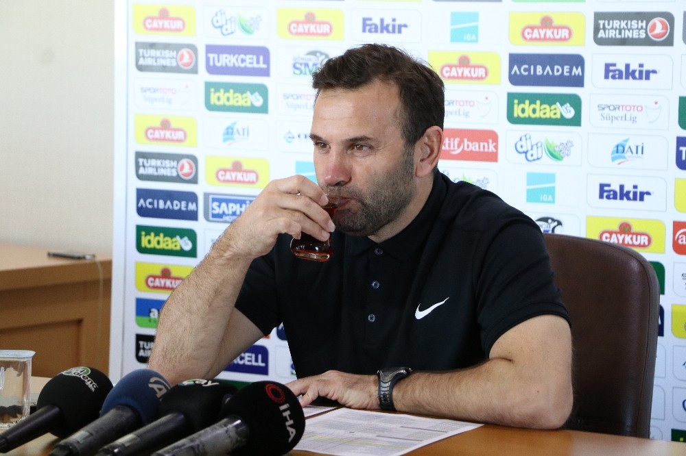 Okan Buruk: “Küme düşme potasının 1 puan üstündeyiz” 