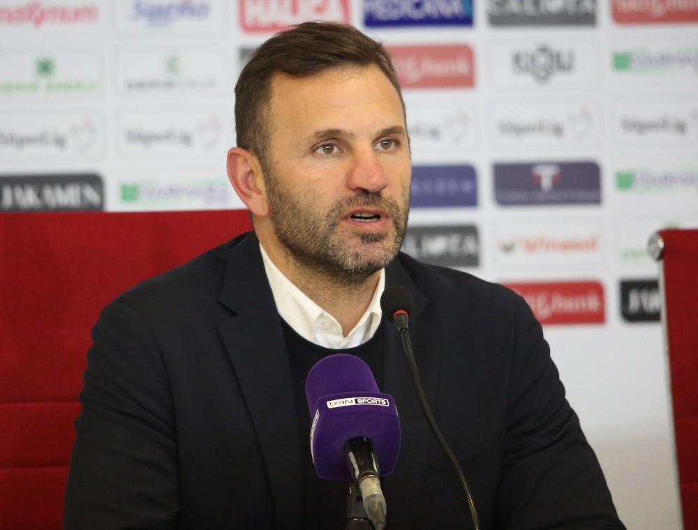 Okan Buruk: “Lig yarışı zorlu bir şekilde sürüyor” 