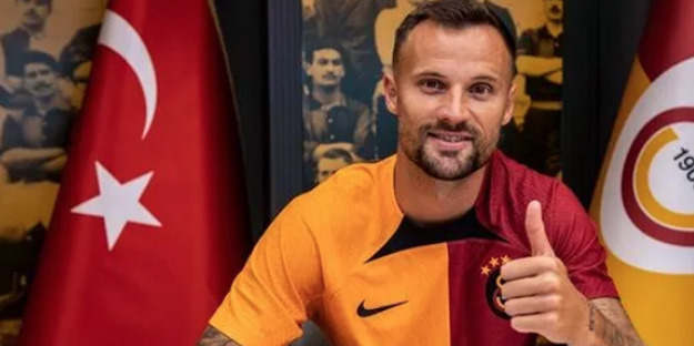 Okan Buruk transfer açıklaması: Okan Buruk ilk kelleyi aldı! Devre arası yolcu...