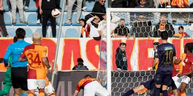 Okan Buruk yüzüne bakmıyordu! Ziyech bu kez kafaları karıştı: Sürpriz karar! Dünyaya duyurdular...