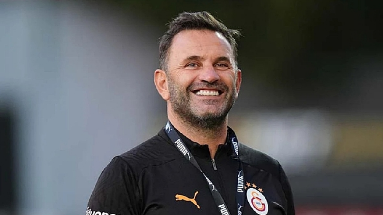 Okan Buruk’tan Galatasaray taraftarına müjde! Yeni transferi canlı yayında açıkladı