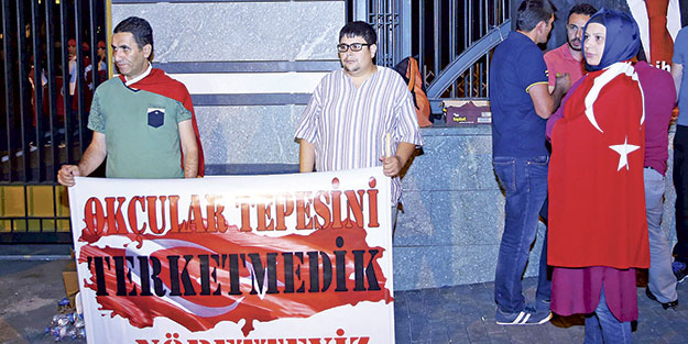 ‘Okçular tepesini terk etmeyeceğiz’
