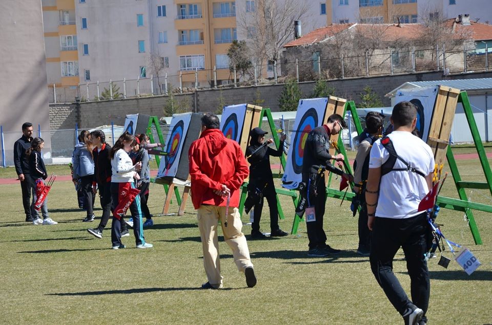 Okçuluk İl Birinciliği başladı 