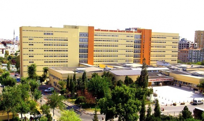 Okmeydanı Eğitim ve Araştırma Hastanesi'nde kayma meydana geldi