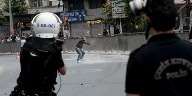 'Okmeydanı'ndaki provokasyonda Alman Gizli Servisi'nin parmağı var!'