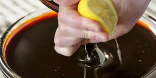 Öksürüğü bıçak gibi kesen tarif. En etkili öksürük şurubundan 1 kaşık bile iyiymiş