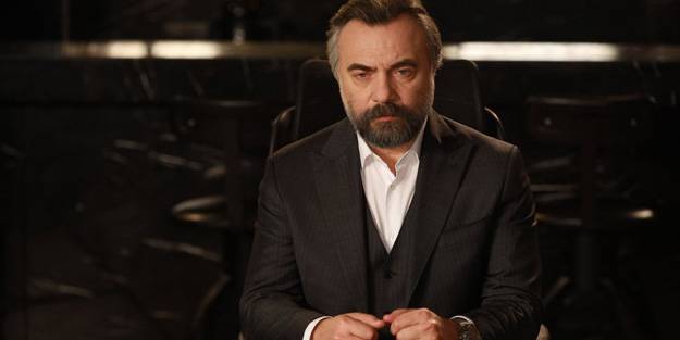 Oktay Kaynarca veda etti EDHO'nun yönetmeni kafaları karıştırdı!