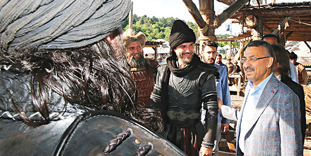 Oktay’dan Diriliş sürprizi