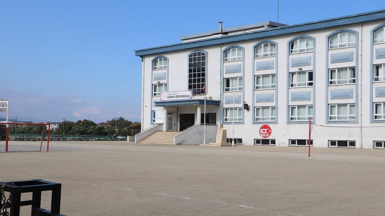 Okul bahçesinde korkutan olay