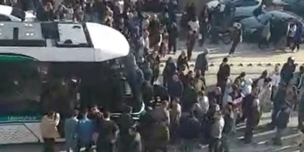 Okul çıkışında feci kaza!