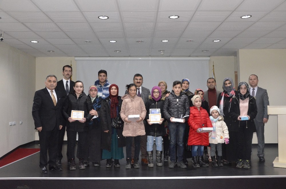 Okul Destek Projesi kapsamında başarılı öğrenciler ödüllendirildi 