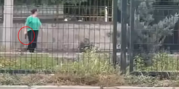 Okul girişinde yaptıkları pes dedirtti! Bu kız öğrenci değil maganda