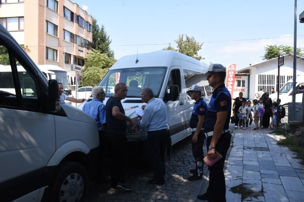 Okul servislerine sıkı denetim 