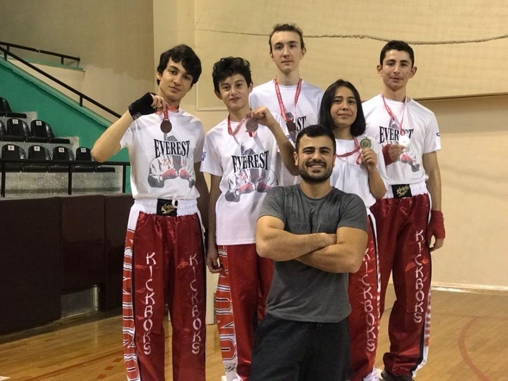 Okul Sporları Bölge Şampiyonası’nda Denizli’ye 5 madalya 
