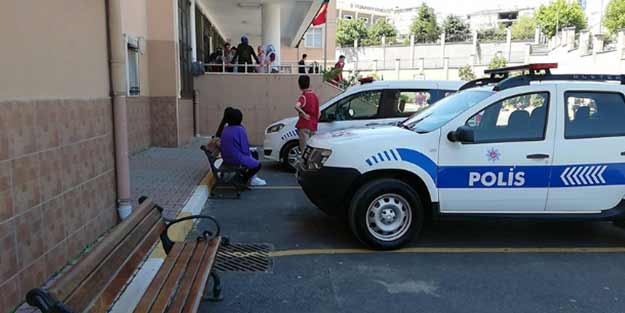Okulda 'devamsızlık' kavgası! Bıçak çıkardı...