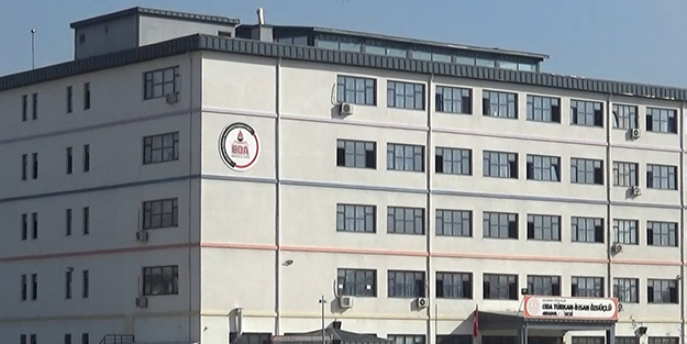 Okulda intihar girişimi! 16 yaşındaki öğrenci 3. kattan atladı