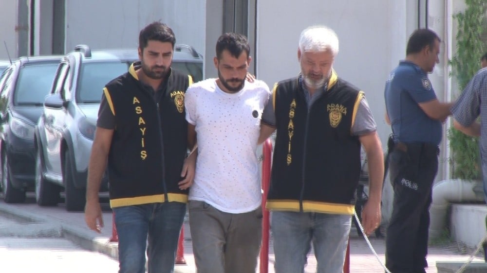 Okuldan hırsızlık yapan iki zanlı tutuklandı 