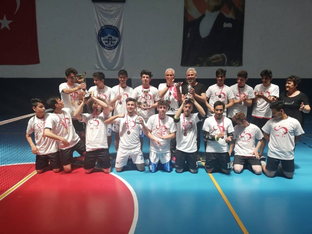 Okullar Arası Ayak Tenisi Turnuvası Tamamlandı 