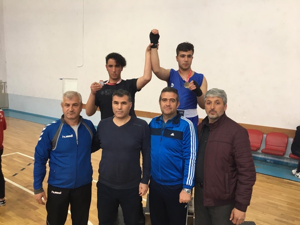 Okullar Arası Boks Gençler il Birinciliği Müsabakaları Tamamlandı 