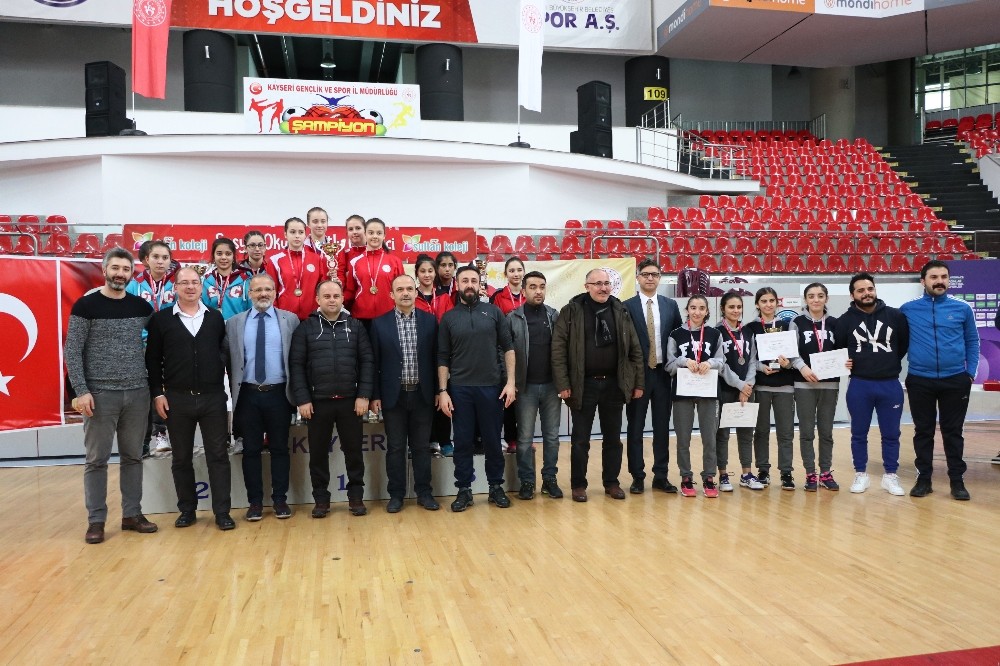 Okullar arası Gençler Masa Tenisi Türkiye Şampiyonası tamamlandı 