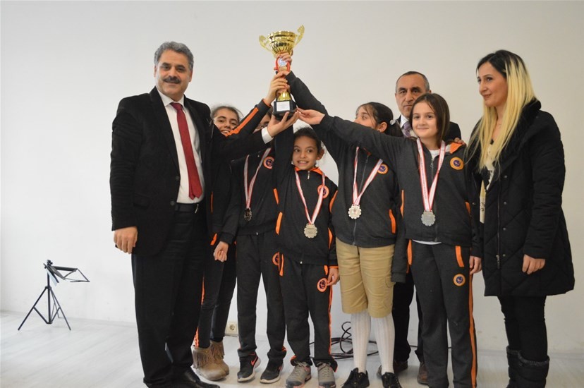 Okullar Arası Satranç müsabakaları sona erdi 