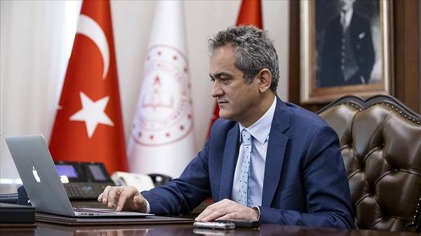 Okullar kapanacak mı? Hangi sınıflar uzaktan eğitime geçecek?