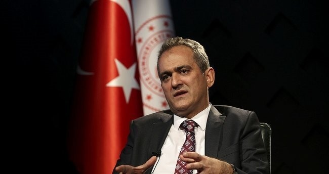 Okullar ne zaman açılacak? Bakan Özer ‘Bir karar daha aldık’ diyerek duyurdu!
