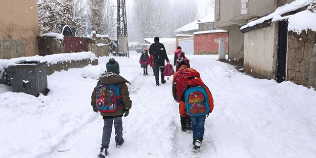 Okullar tatil! Bazı ilçelerde eğitime kar engeli