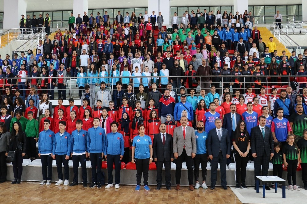 Okullararası Floor Curling Türkiye Şampiyonası Sivas’ta başladı 