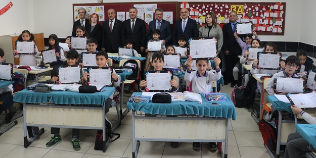 Okullarda karne heyecanı