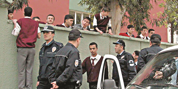 Okullarda narkotim dönemi