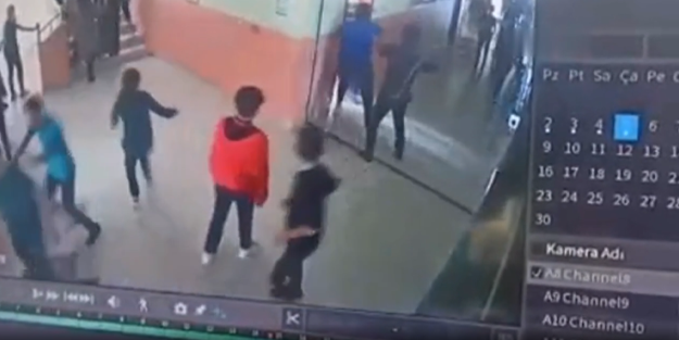 Okullarda şiddet bitmiyor! Okul müdürü zincirle darp edildi!