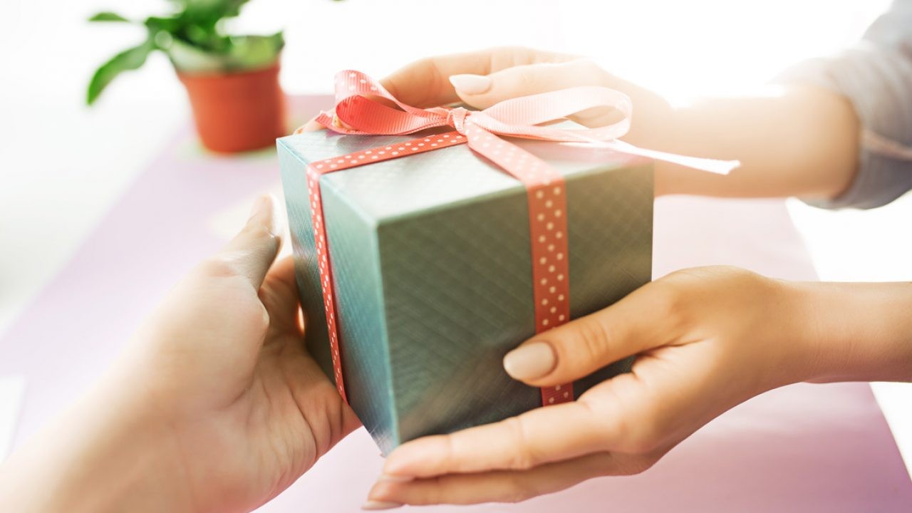 Okullarda yüksek tutarlı hediyelere dikkat!