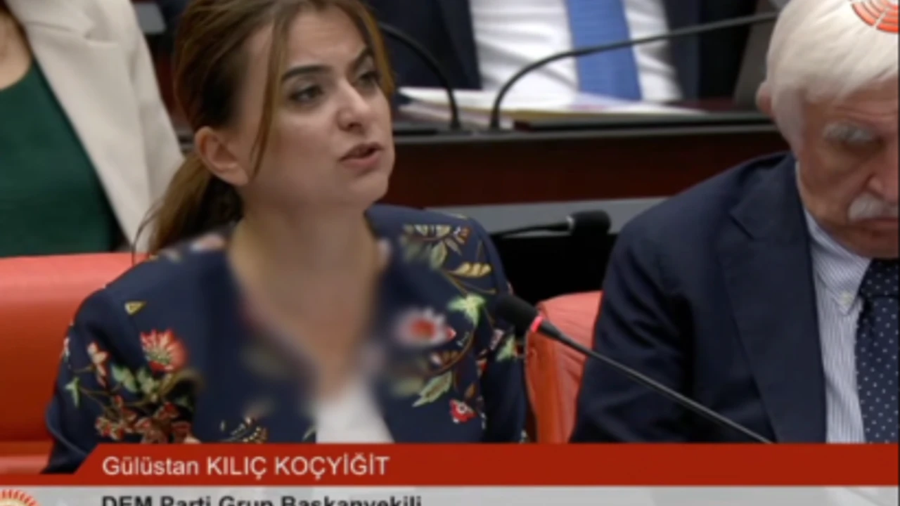 Okullardaki Mescit Kararına savaş açtılar: DEM Parti Yine İslam'a saldırdı!