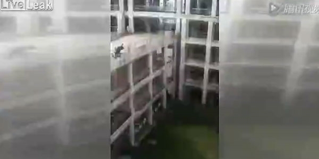 Okulu ayağa kaldıran intihar!../VİDEO