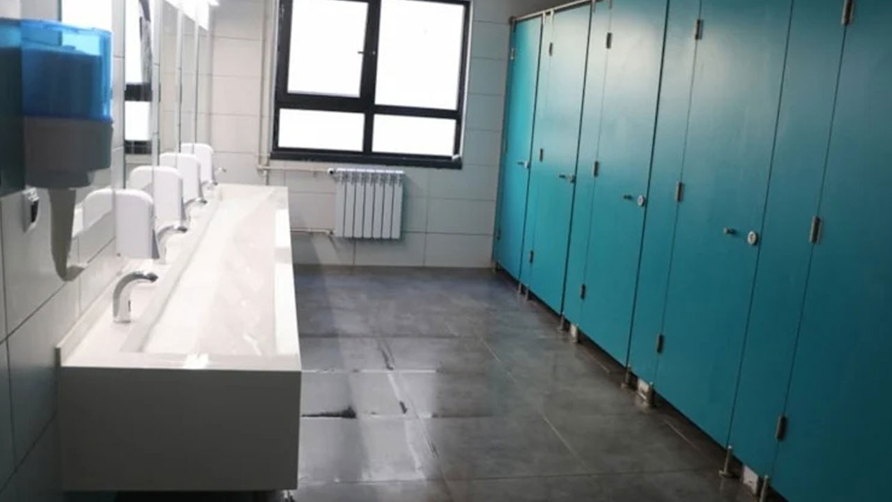 Okulun kızlar tuvaletinden çıkanlar Bilecik’i sokağa döktü!