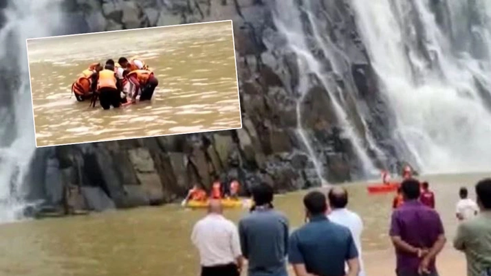 Olacak iş değil! Bir selfi uğruna bakın kaç kişi öldü