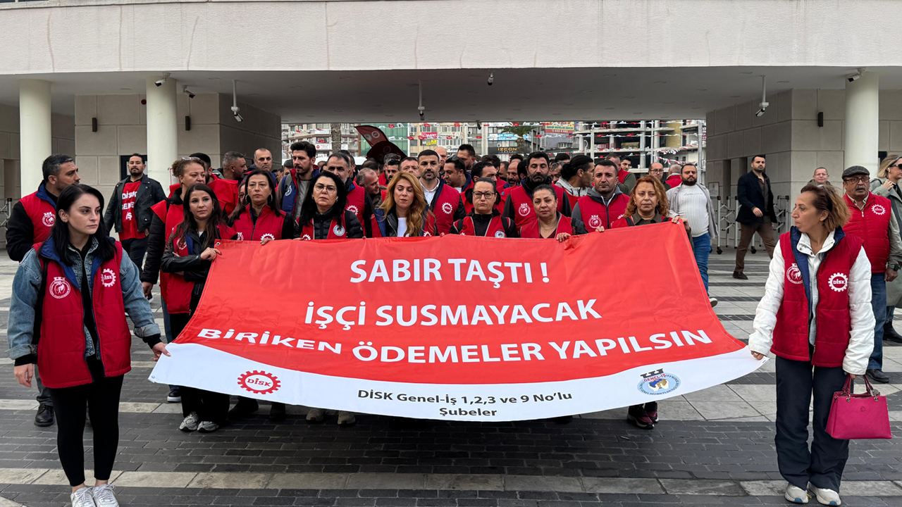 Olası bir CHP iktidarını merak eden varsa İzmir'e baksın! Leş kokusu, çöp dağları, akmayan sular, maaş krizi...