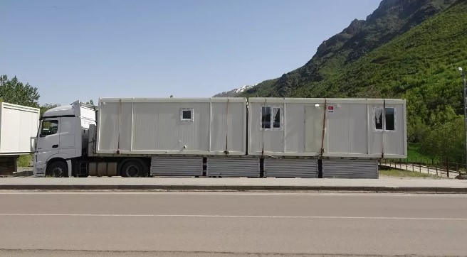 Olası Hakkari depremi için hazırlıklar başladı! Konteynerlar yollandı