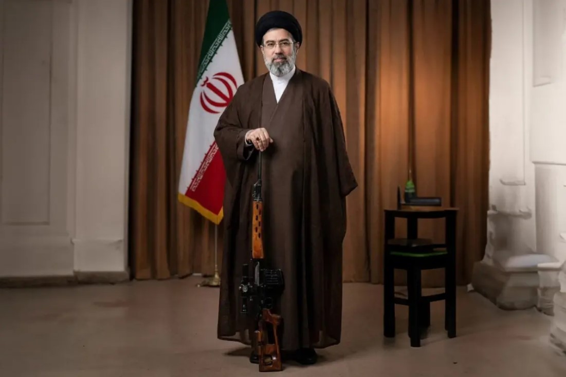 Öldü denilen Hamaney’den flaş açıklama: Barış zamanı değil