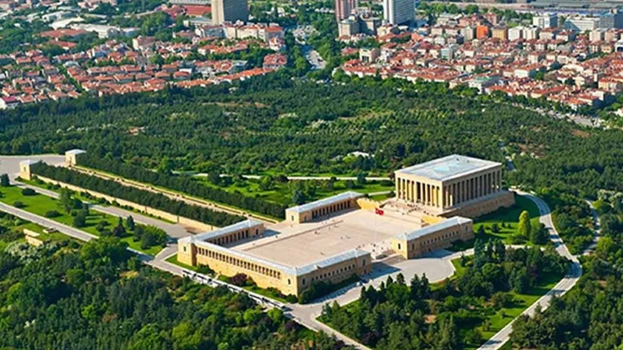Oldu olacak Ankara’yı komple kapatın! Anıtkabir’in uzağına bile cami yapmak yasak