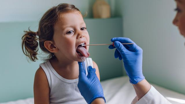 Öldüren bakteri Türkiye’de! 7 gün sürüyor, mutlaka bunları yapın! İşte belirtileri