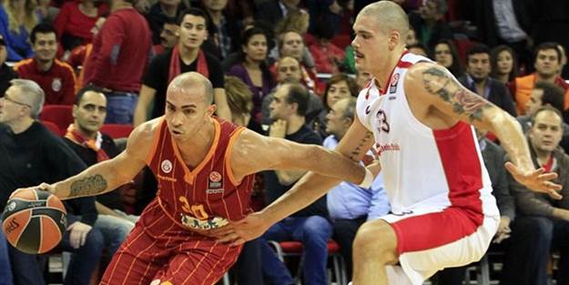 Öldürülen taraftarla ilgili Galatasaray'dan açıklama