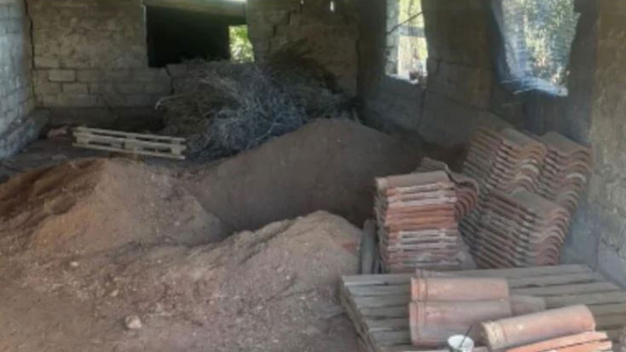 Ölen annesini ahıra gömüp 2 yıl emeklilik maaşını çekti!