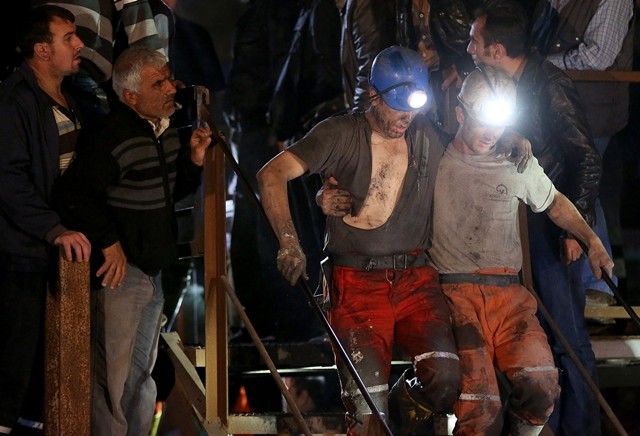 Ölen madencilerin kimlikleri tespit ediliyor